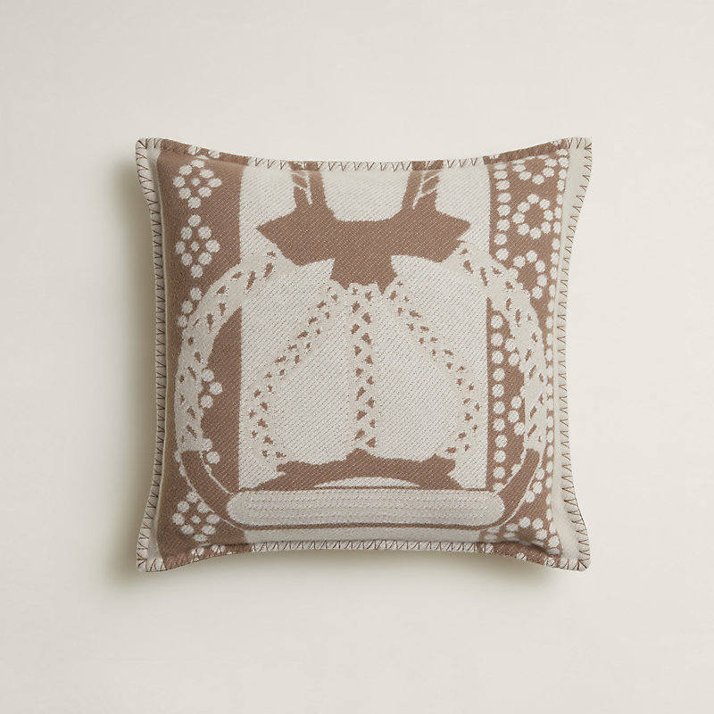 クッション-ジャカード-《鐙の